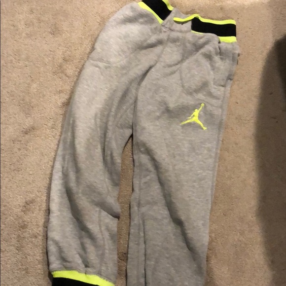 Nike air Jordan 🏀 hooded sweatshirt M - Picture 6 of 6